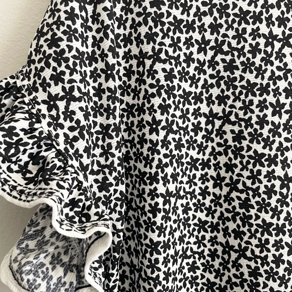 Max Studio Top - Picture 4 of 10